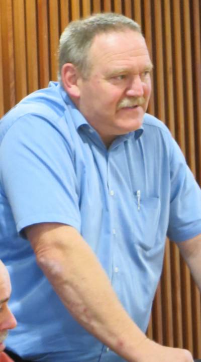 Nachdenklich Johannes Zehfuss