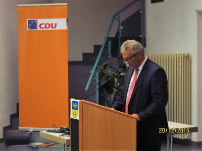 Hansjoachim Behr bei der Begrung 